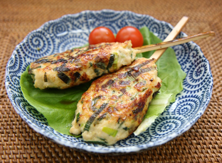 葉玉ねぎと鶏肉のつくねバー