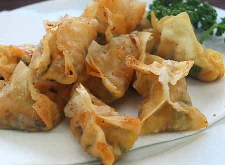 ピザ風葉玉ねぎの包み揚げ